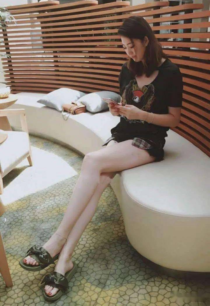 女神,曾因太美,被误认成人妖,闪婚闪离后活出自我_薛明_惠若琪_美女