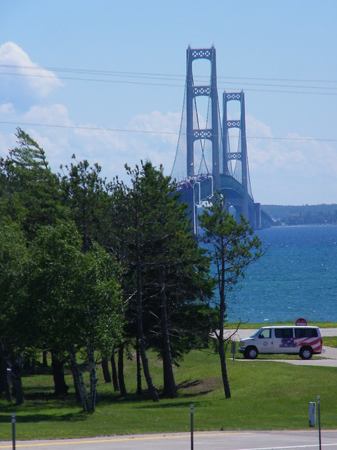 crossing mackinac bridge - fiddlers restrungs waterbound 2010