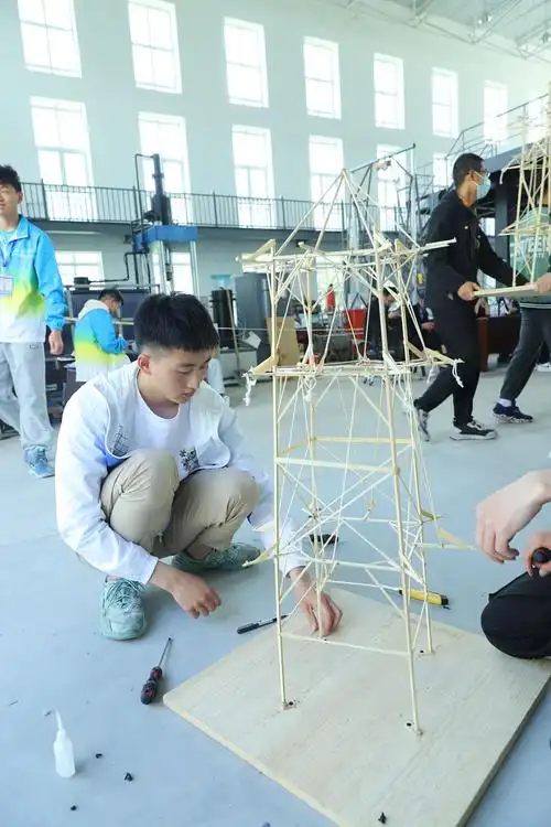 我院举办第十五届全国大学生结构设计竞赛西藏自治区分区赛校内选拔赛