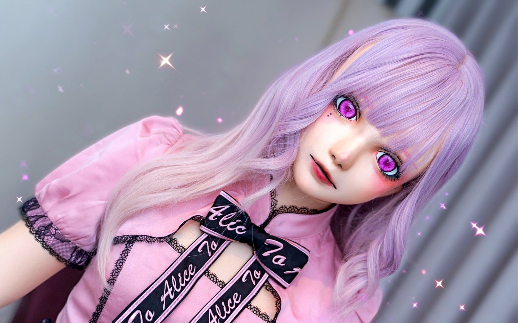 【kigurumi】特别正经的kig头壳小美女(新kig视频593)_哔哩哔哩_bili