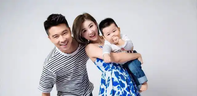 情史干净的6位男星,个个是"妻管严"恩爱多年,牵手就是一辈子