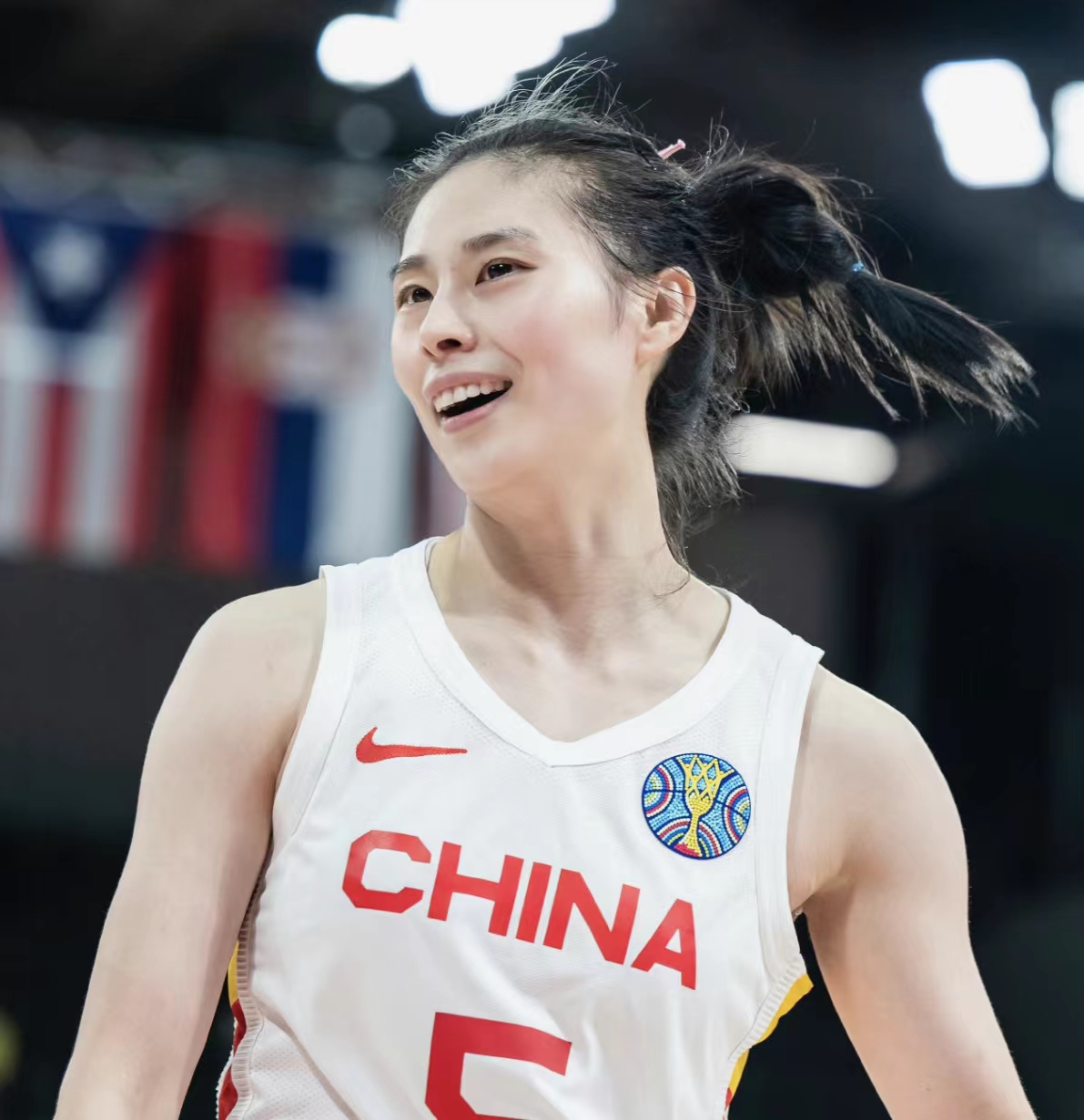 王思雨,1995年10月16日出生于 a target="_blank" href="/item/山东省