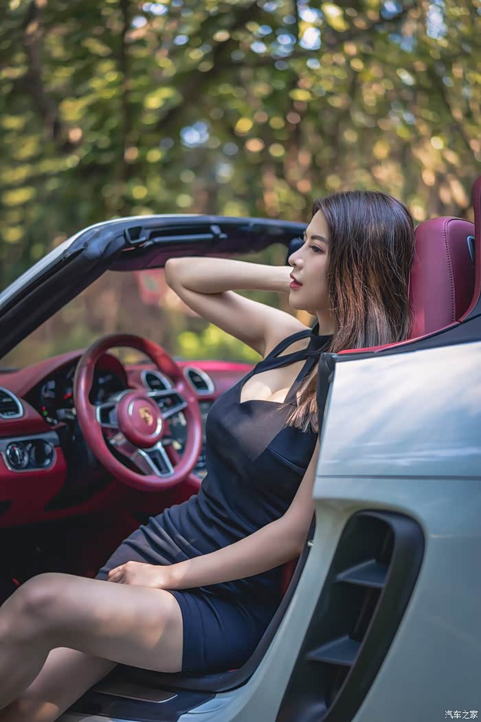 新年迎好运撩妹神器718你们想要的豪车配美女来了