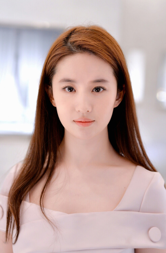 刘亦菲 粉色连身裙系列