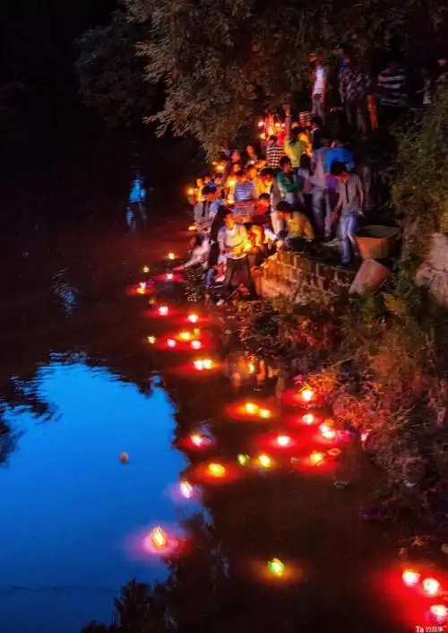 中元节河灯度孤