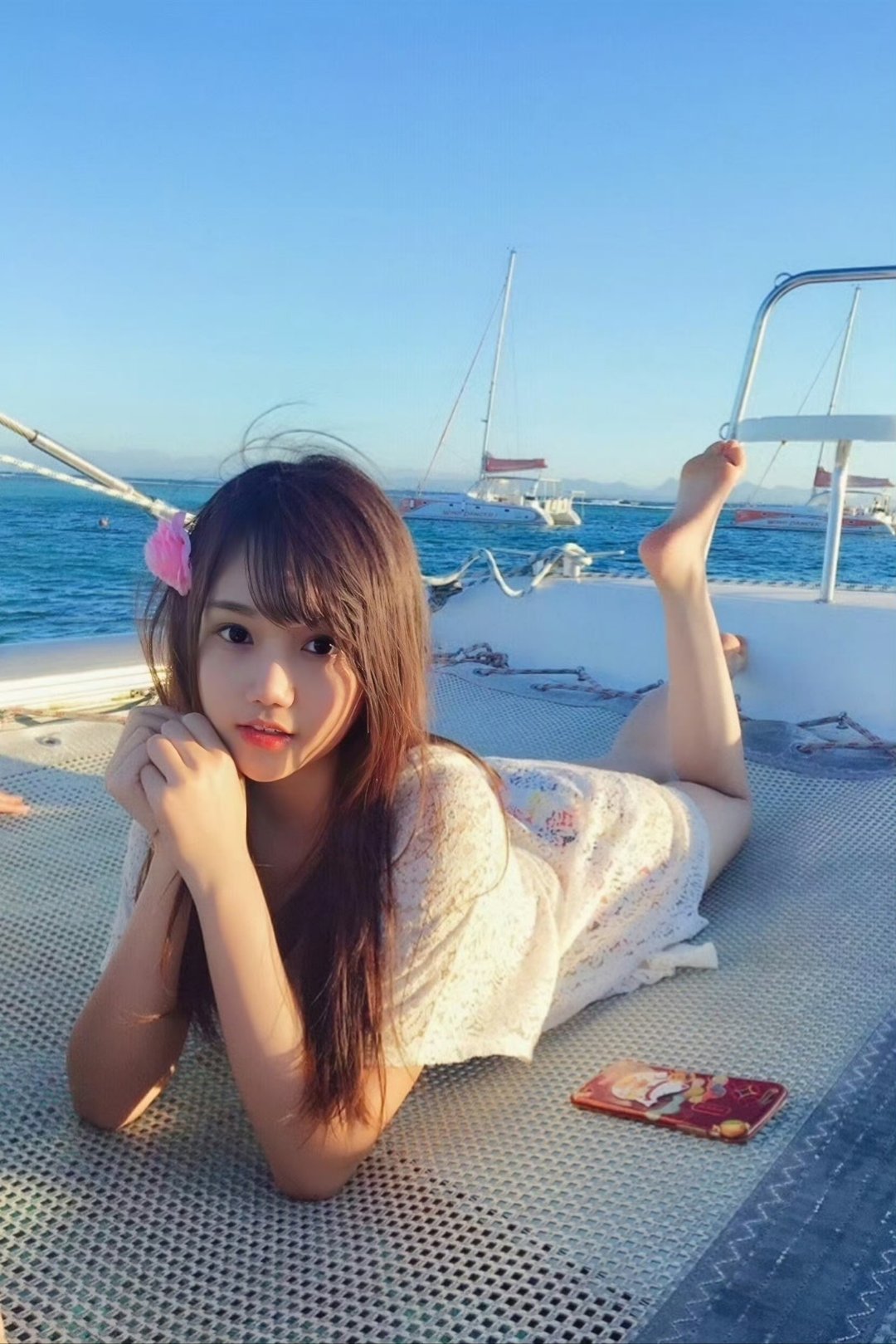 宋昕冉火辣泳装写真,真没想到身体弱小身材却傲人!