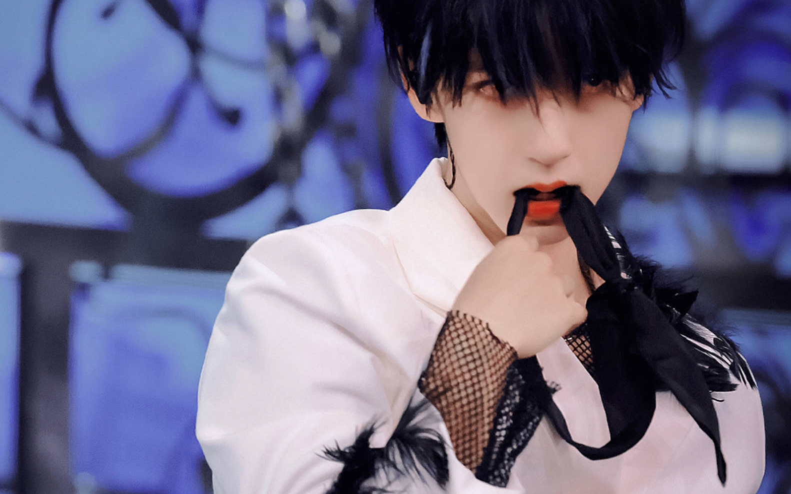 【贺峻霖|病娇风】"姐姐……又不乖了……又想逃走……"