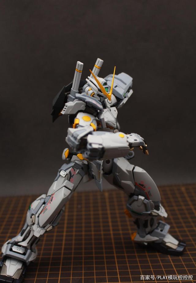 换色重涂,机动战士高达白异端高达模型