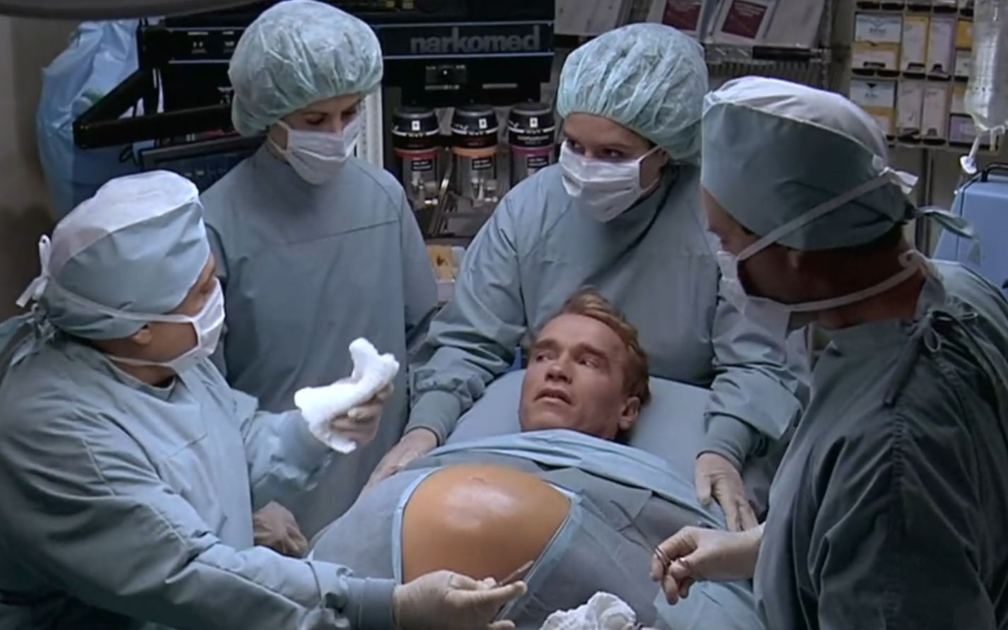 肌肉男参加人体实验成功怀上宝宝成为第一个生下孩子的男人