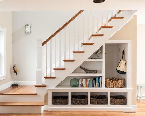 楼梯下几平米的空间虽然小但是利用的好,不仅能增添整个家的设计美感