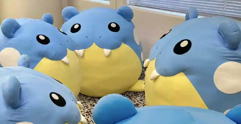 pokemon宝可梦等身大海豹球开会了