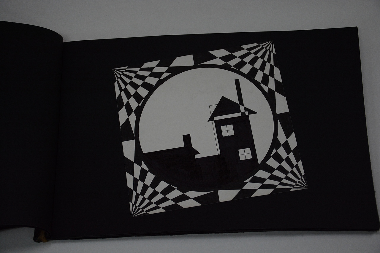 点线面结合构成.