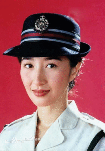 关咏荷,1964年7月16日出生与中国香港,祖籍广东南海中国香港女演员,被