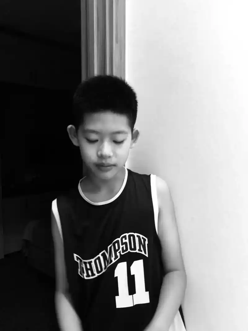 本来是不想拍的但是被摄影师 @小冯小冯? 强逼着拍的 哈哈哈 - 抖音