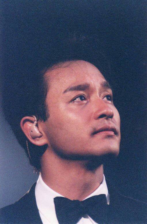 你认为张国荣最美的照片是哪一张?