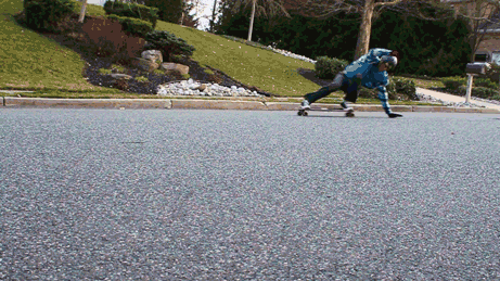 漂移(slide/drift)这也是长板比较特殊的一类玩法,因为长板速度非常快