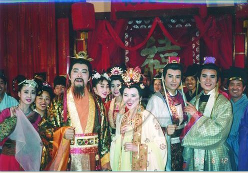 该剧由李朝永执导, a target="_blank" href="/item/林俊贤/8757652"