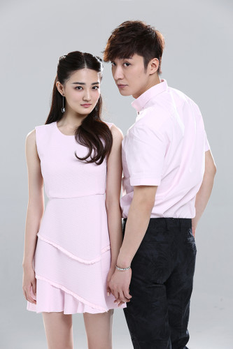 相爱吧曝甜蜜海报徐璐乔任梁暧昧升级