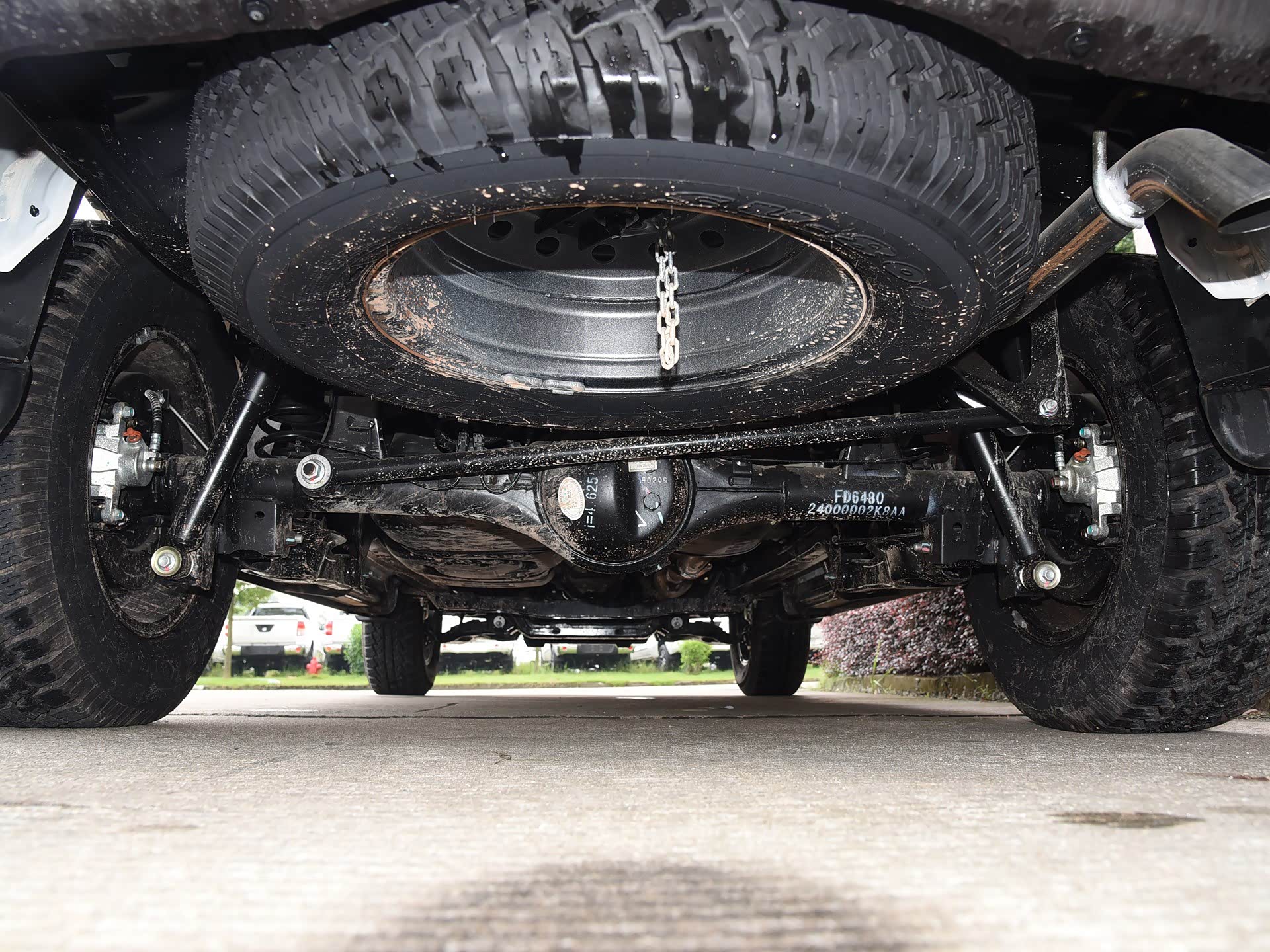 底盘高,动力强的一款国产越野车