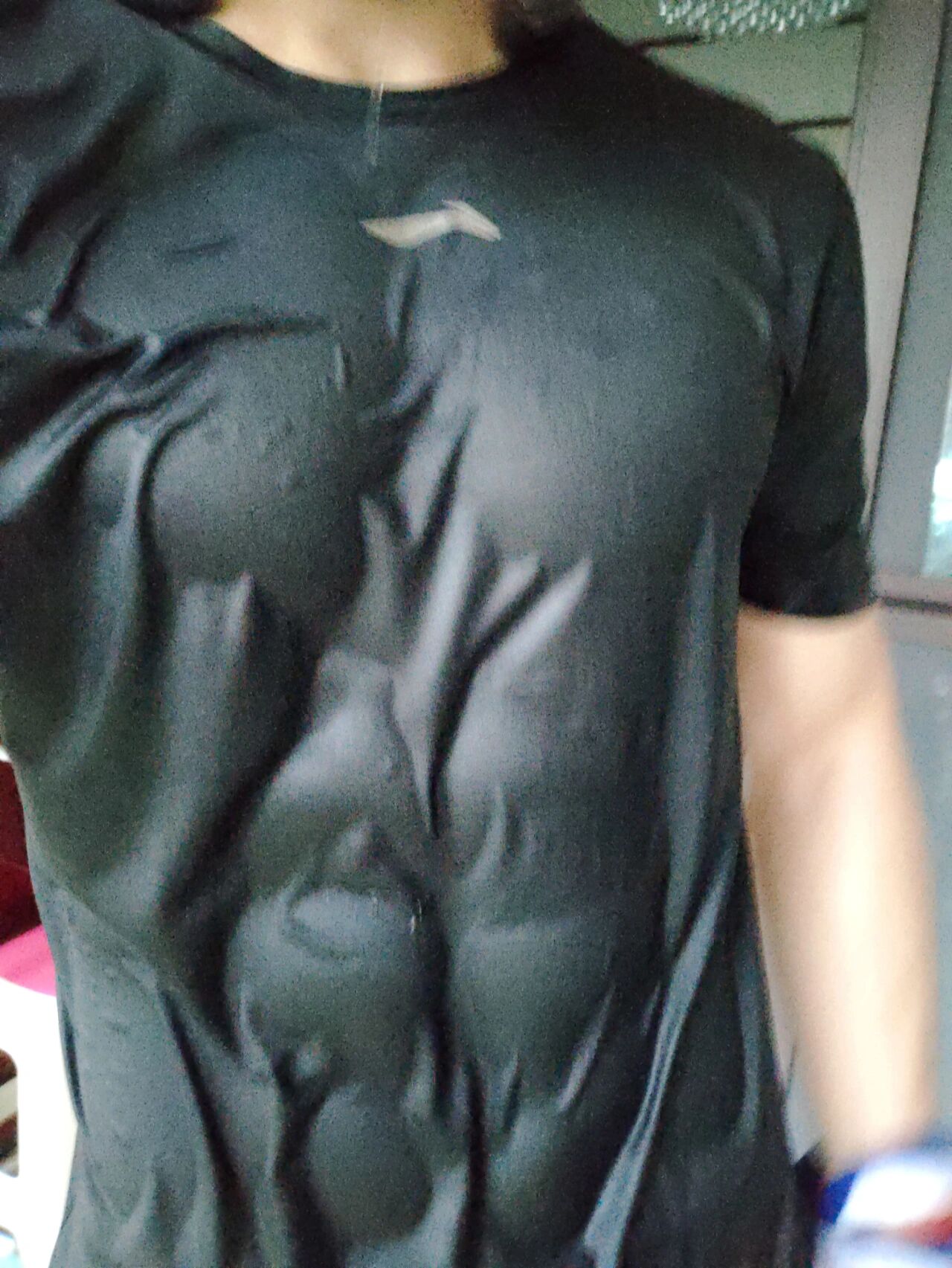 2   最后附上脱衣腹肌照 那时候的体脂率真的很低.