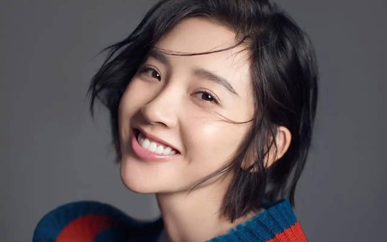 唐艺昕优雅性感时尚写真高清图片桌面壁纸