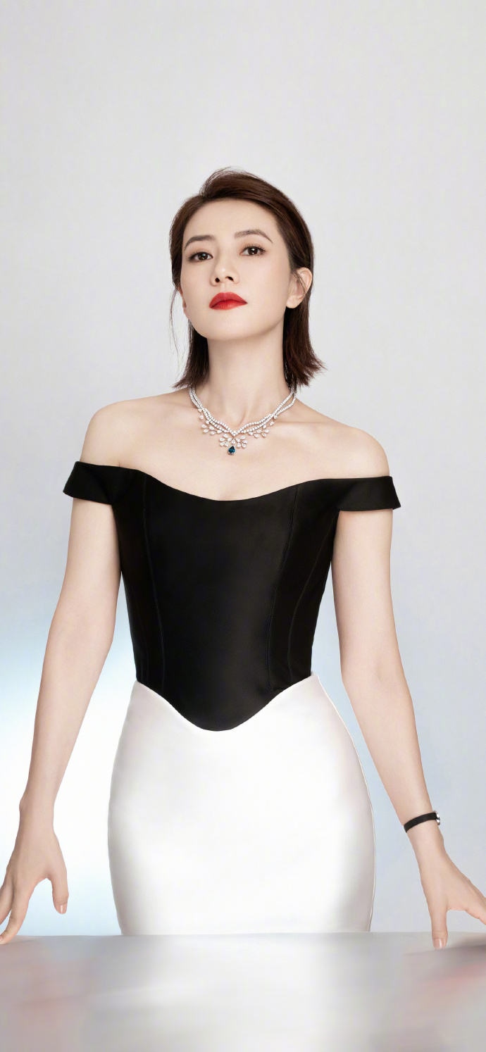 "高圆圆"手机高清壁纸·原图上传,记得查看原图再保存.#高圆圆