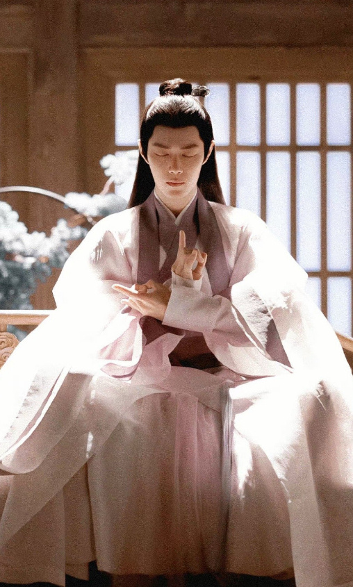 看肖战古装对俊美有了实感##肖战时影古风美学##玉骨遥