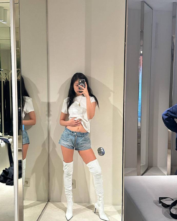 jennie白色长靴##jennie白色长靴随拍