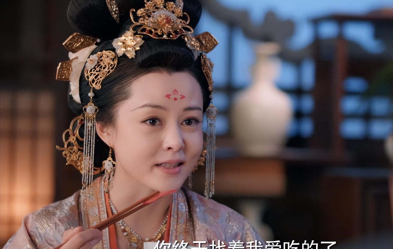 《花琉璃轶闻》刘一含:与赵丽颖同龄,36给25演妈,9年无古装剧_公主