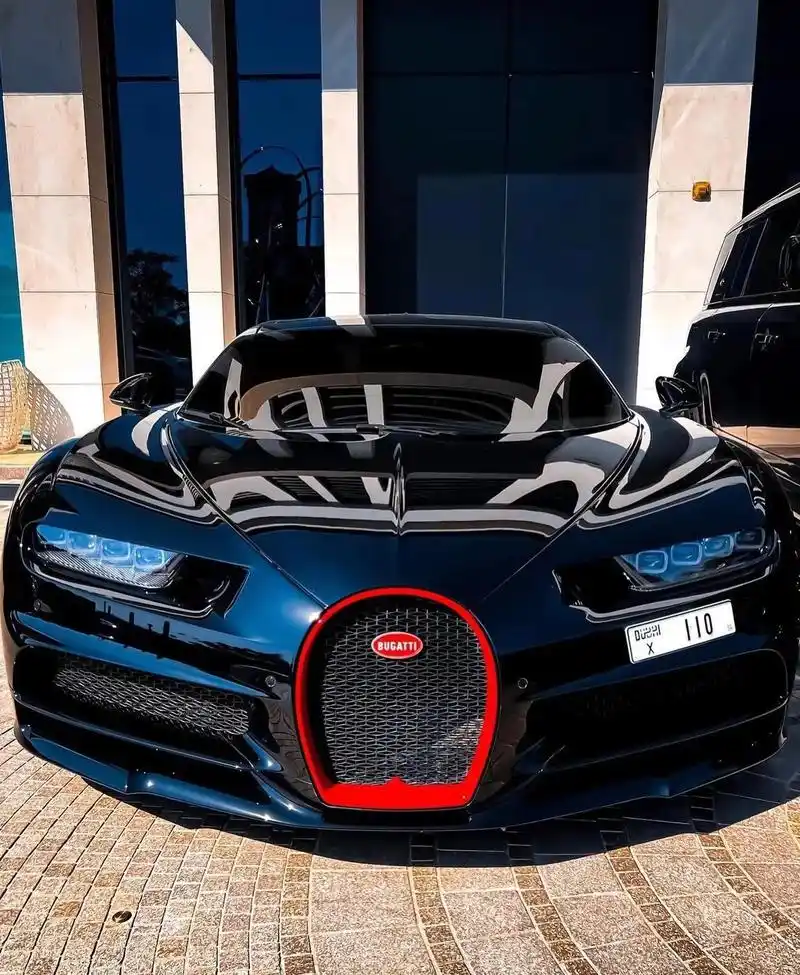 布加迪威龙 汽车工程的巅峰之作,无与伦比的性能和精湛的工艺 - 抖音