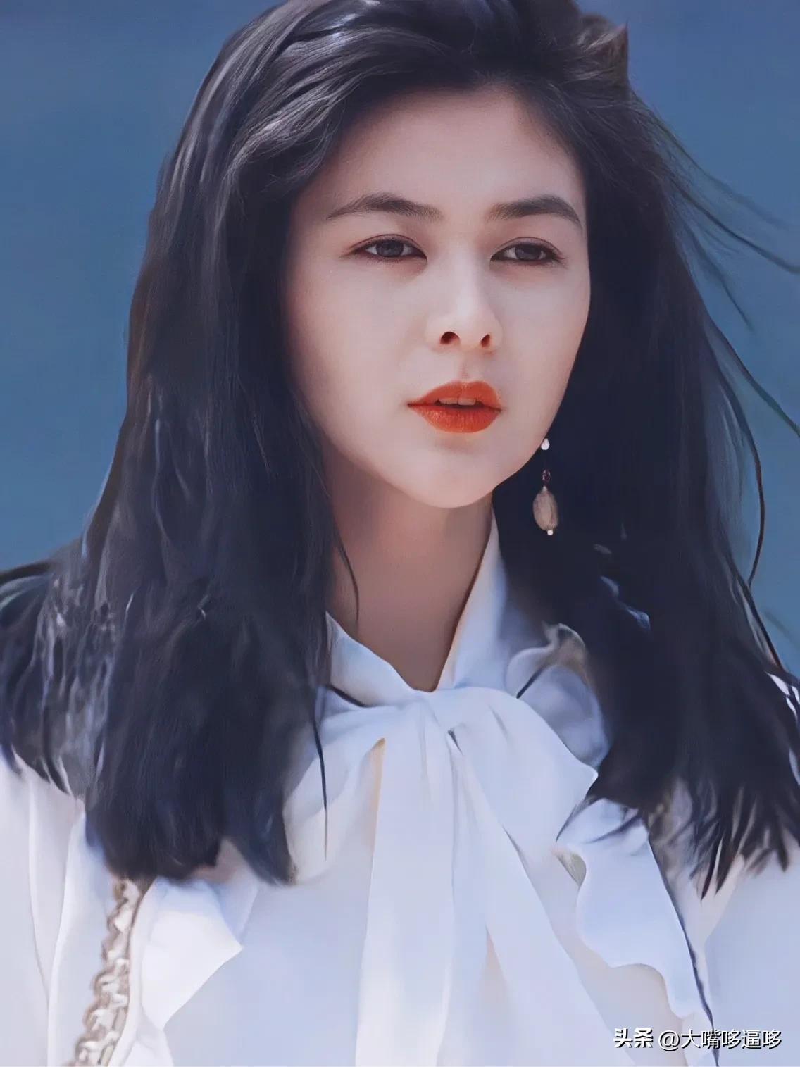 关之琳年轻时绝世容颜合集:张张惊艳,值得珍藏_明星_角色_评论