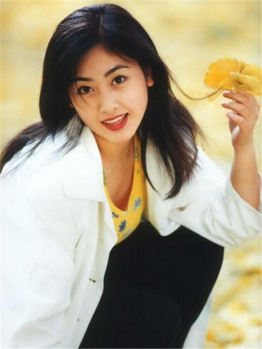 61岁李子雄"隐藏"10年的二婚妻子,原来也是圈内人,两人差23岁