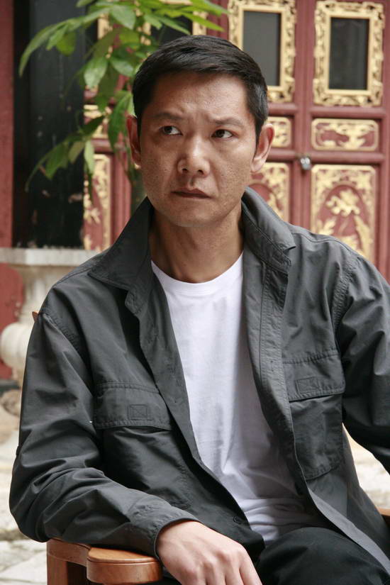 冯国强再塑新角色 《缉毒先锋》中毒枭变警察