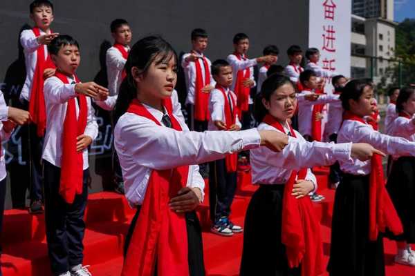 精彩!南明区两校园联合举办庆祝建党100周年文艺汇演
