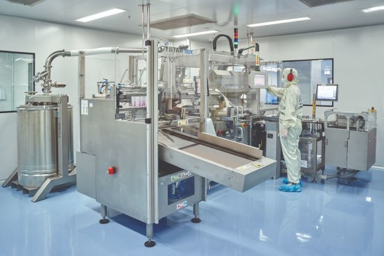 图片说明: 香港澳美制药在香港厂房的fda车间 | 08澳美