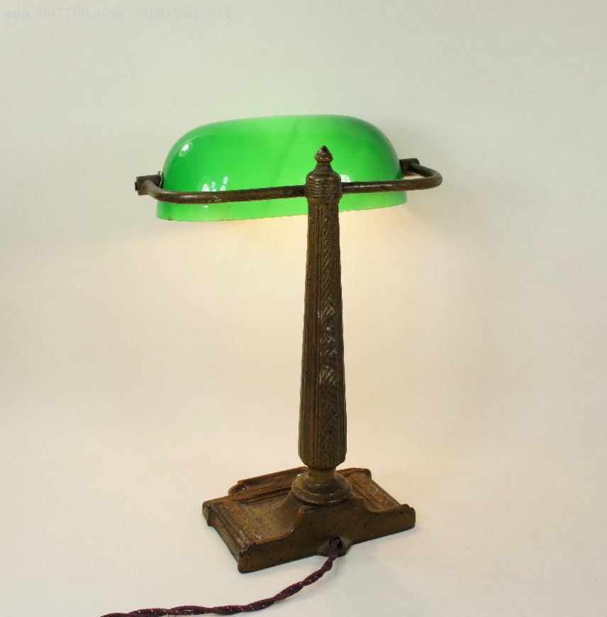 国外老式台灯