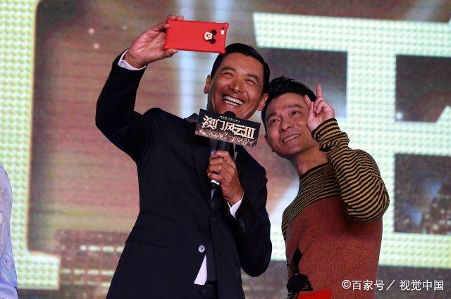 周润发笑刘德华:59岁成了"女儿奴",3点做早饭,5点送上学