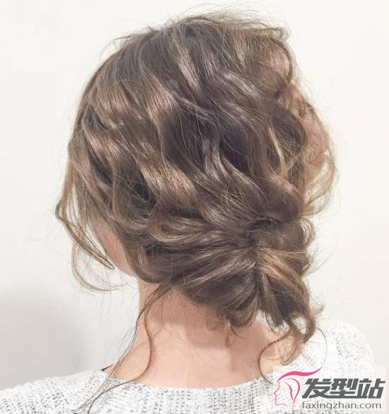 人人都爱的丸子头扎发大全 怎么扎都好看巨减龄