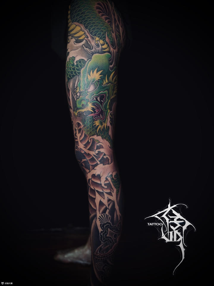 彩色花腿龙93未完_纹身图案手稿图片_静阿静90的纹身作品集