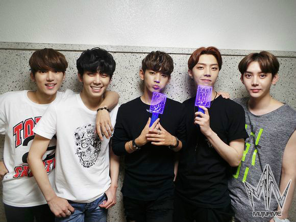 ">myname,是 a target="_blank" href="/item/r&b组合/15271597"