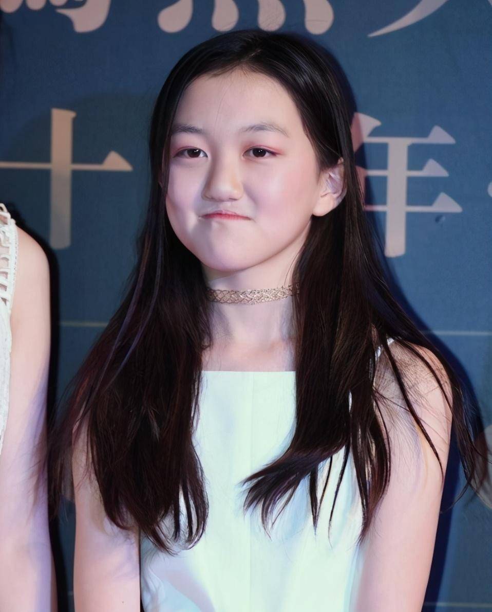 这一辈子也基本上会顺风顺水,但是却是天生兔唇,让李嫣从小就变得非常