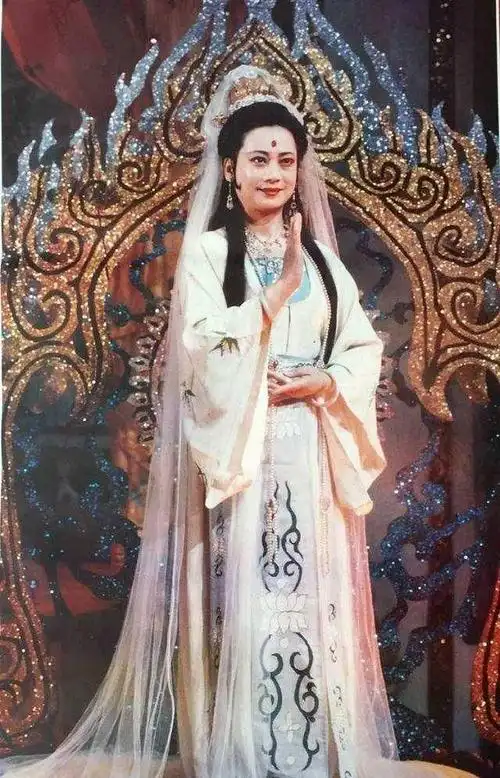 央视86版西游记中的女相观音菩萨相传,佛教从印度传入中国时,文殊