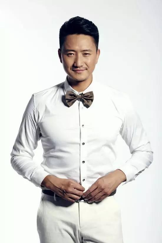 高峰抵制精神毒品:《锻刀》蒲巴甲不屈不饶王鸥敬业