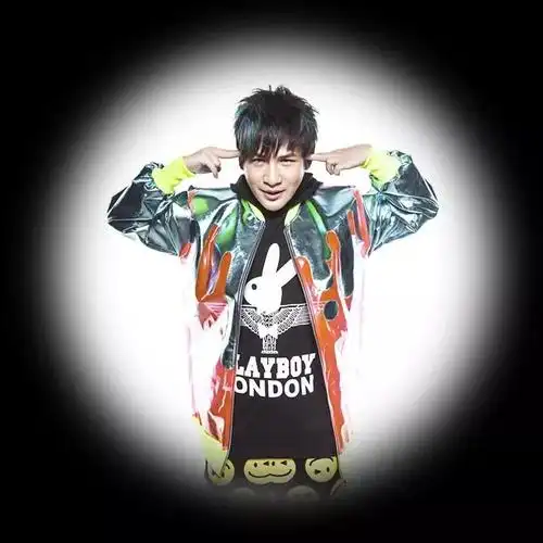 940城市唱游音乐疯子大张伟我滴神