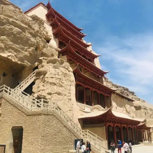 朝拜圣地—敦煌莫高窟,世界宝库,参观16,17,61,62,63,96,九层塔.