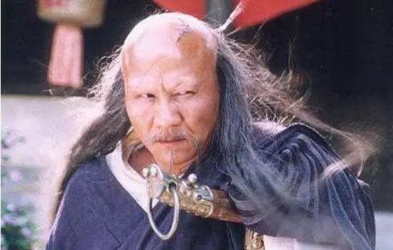 我感觉自己像个怪物,如同《天龙八部》里的段延庆,又秃又烂丨《天龙