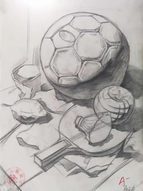 其它 10月31日(周六)下午学生素描作业 写美篇画面中足球的透视宽了些