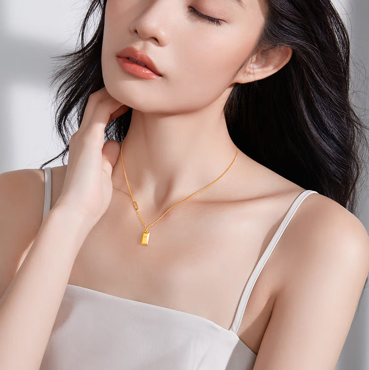 适合30岁女生的黄金项链,有推荐吗? - 知乎