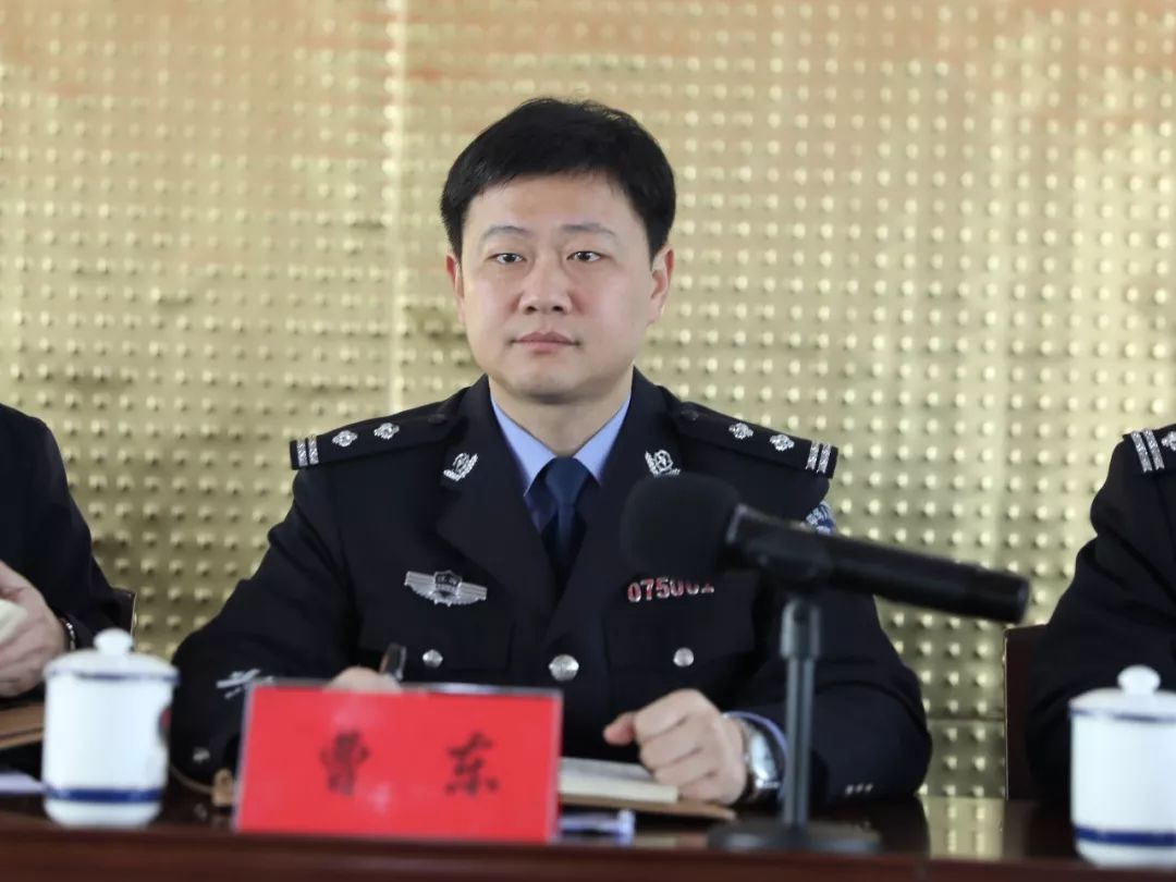 奔跑▎县委书记说了2019年兴国公安就这么干