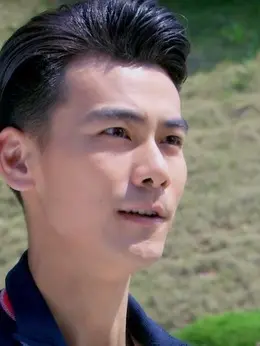 高恭平(戴向宇饰演)